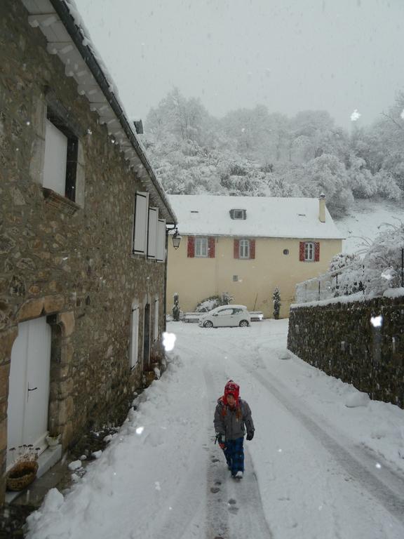 Bed and Breakfast Maison Bergoun Borce Exterior foto